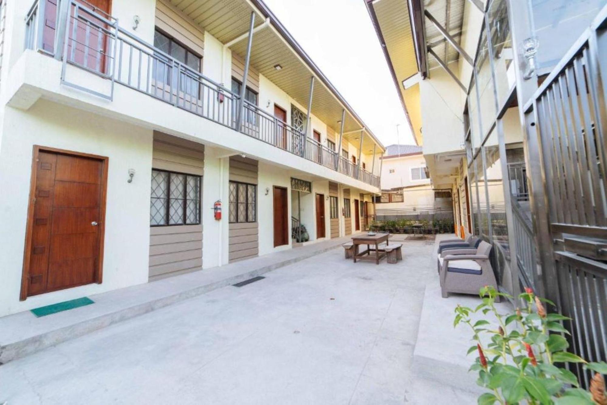 Reddoorz Plus @ Casa Lucia Sindalan San Fernando City Pampanga Exterior photo